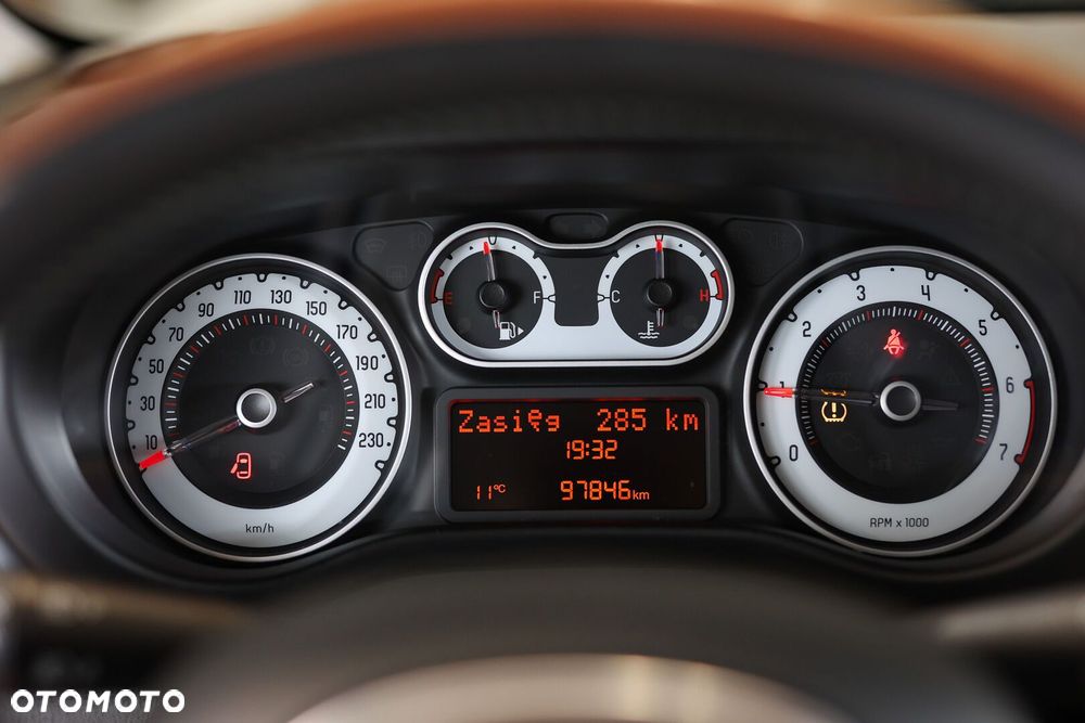 Fiat 500L 1.4 16V T-Jet Trekking - 39
