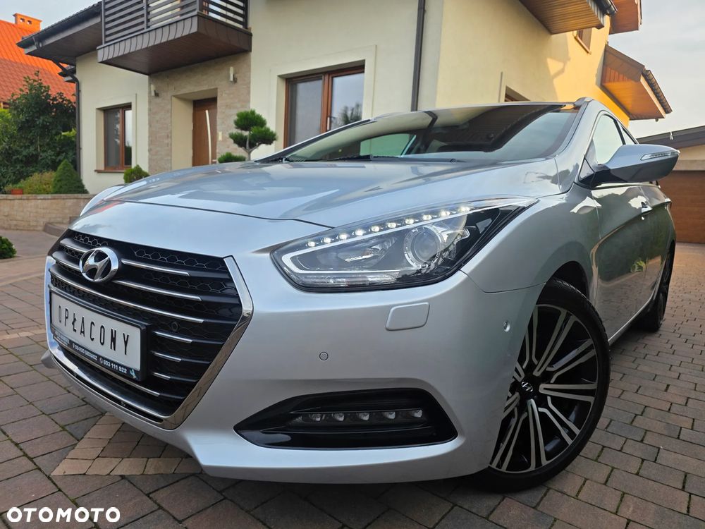 Hyundai i40 Kombi 2.0 Automatik Premium - 4