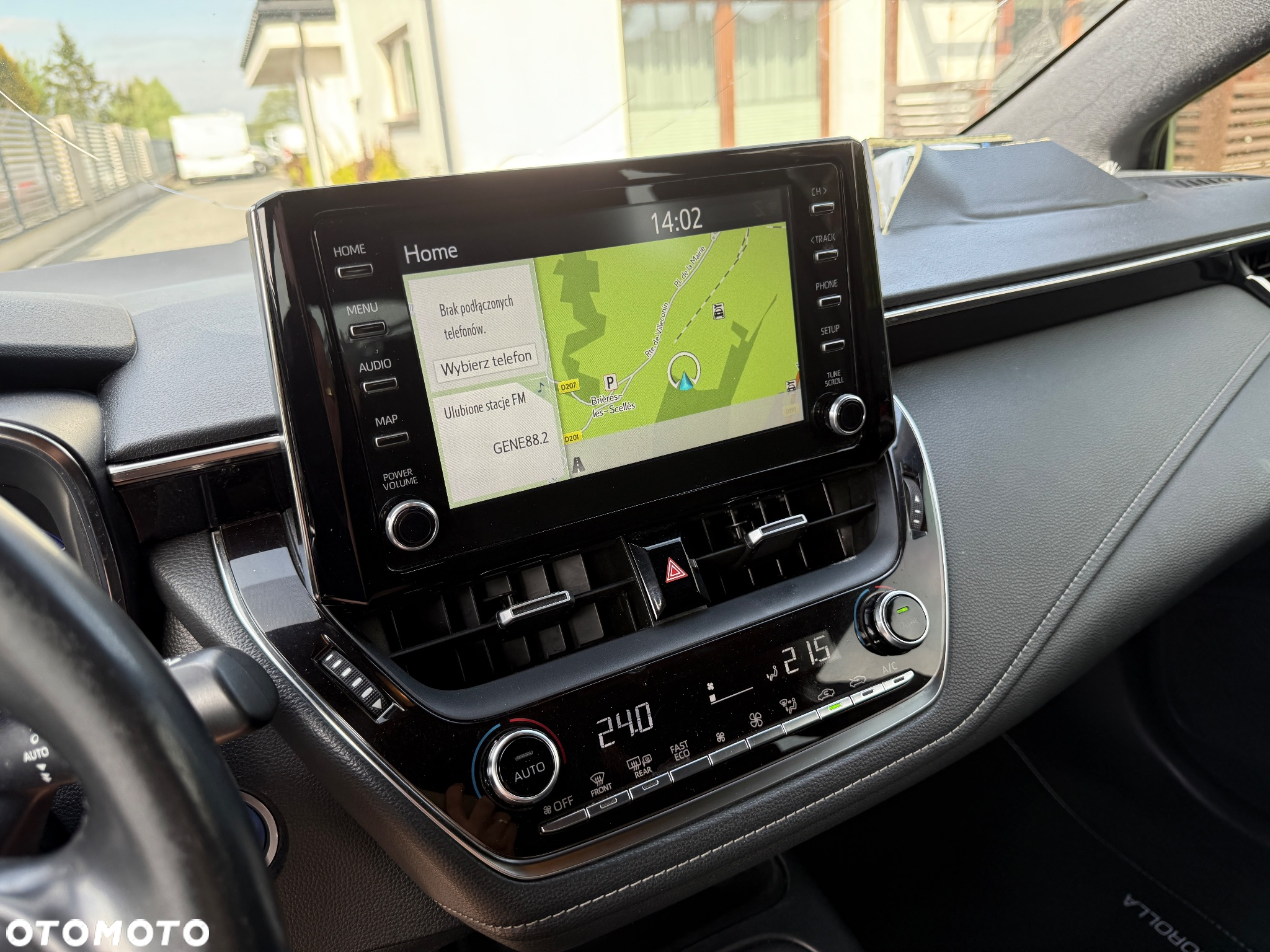 Toyota Corolla 1.8 Hybrid Comfort - 38