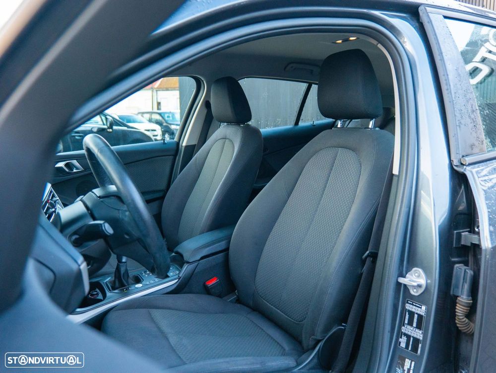 BMW 116 d Corporate Edition - 26