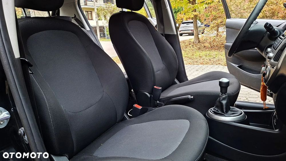 Hyundai i20 1.2 Intro Edition - 27