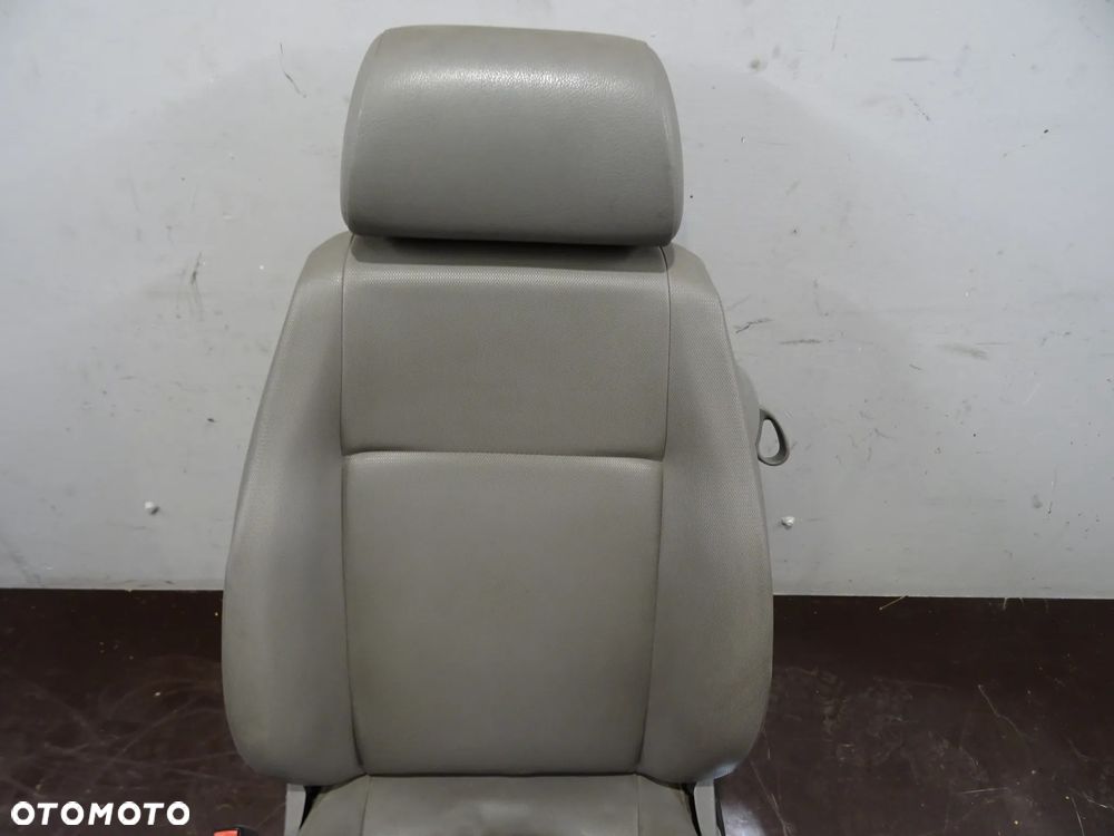 VW CADDY III 03-10 1.9 TDI KANAPA FOTEL FOTELE PASY - 18