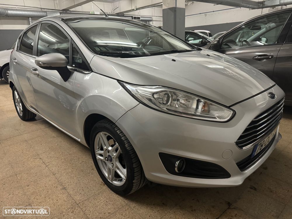 Ford Fiesta 1.0 T EcoBoost Titanium - 6
