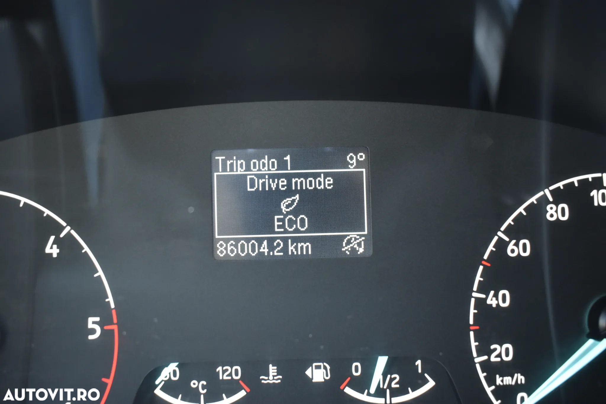 Ford Transit Custom Kombi 320 2.0 EcoBlue 130 CP L2H1 Trend - 15