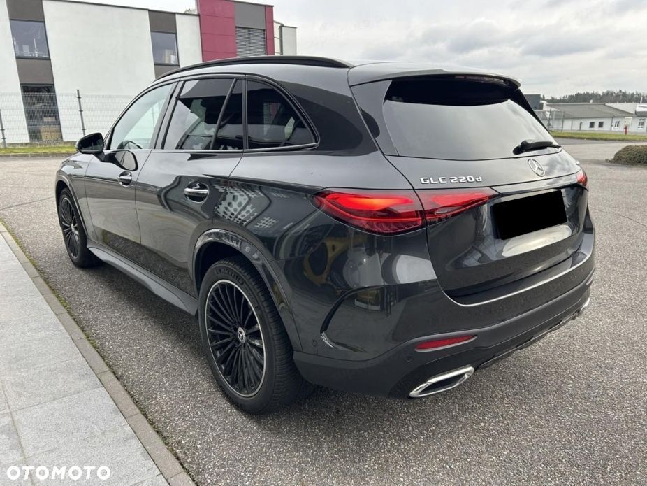 Mercedes-Benz GLC - 5