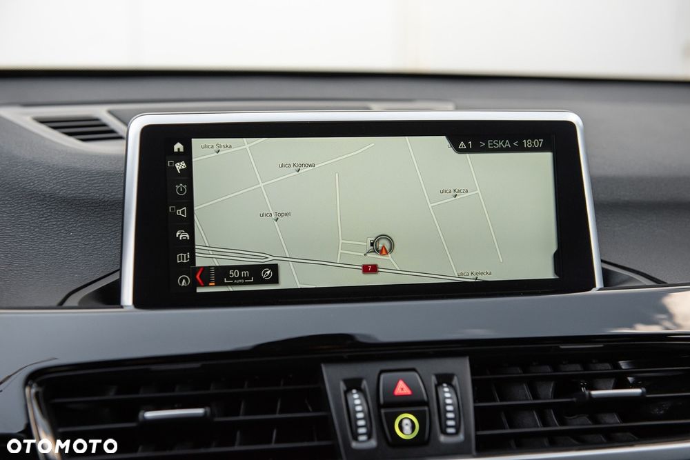 BMW X1 xDrive18d Business Edition sport - 25