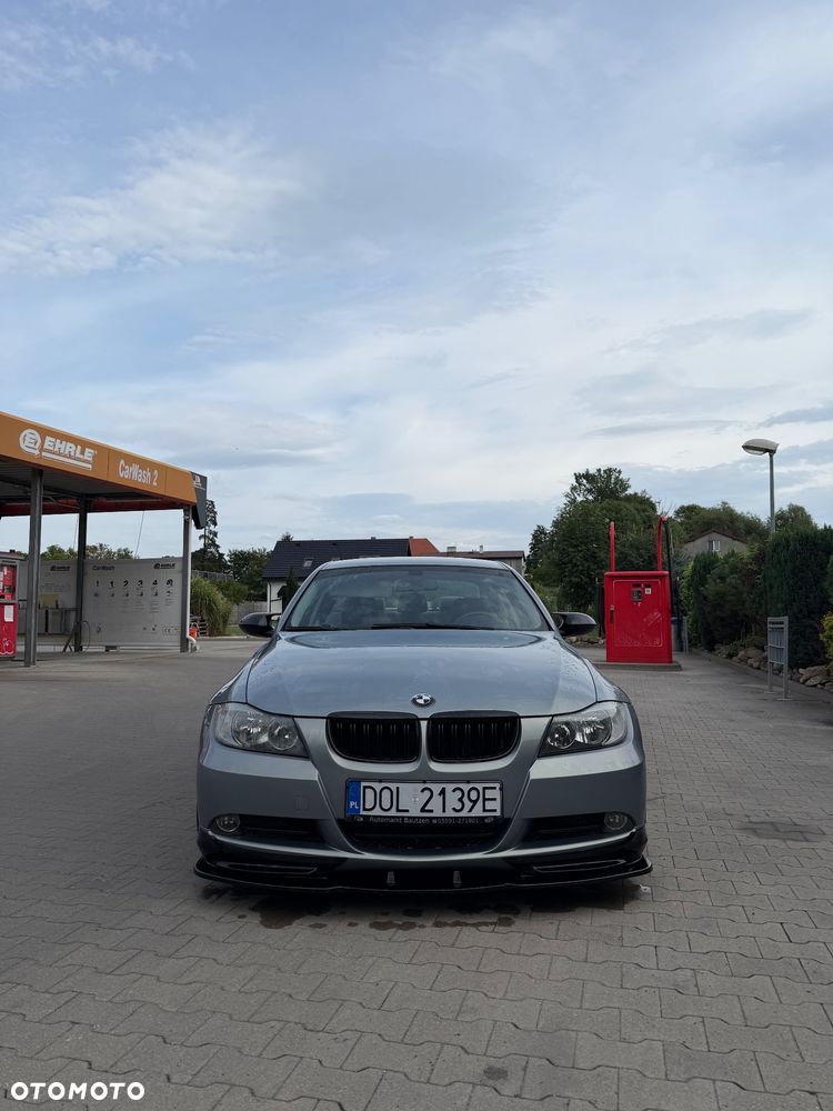 BMW Seria 3 320i - 2