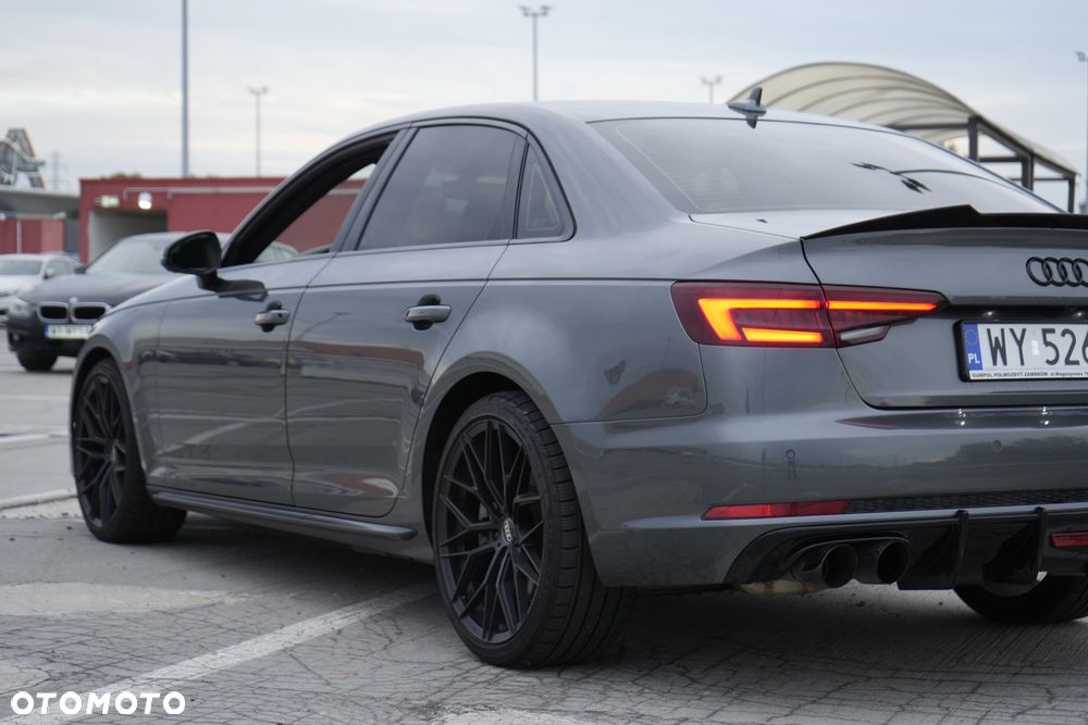 Audi A4 Limousine 2.0 TFSI quattro S tronic sport - 9