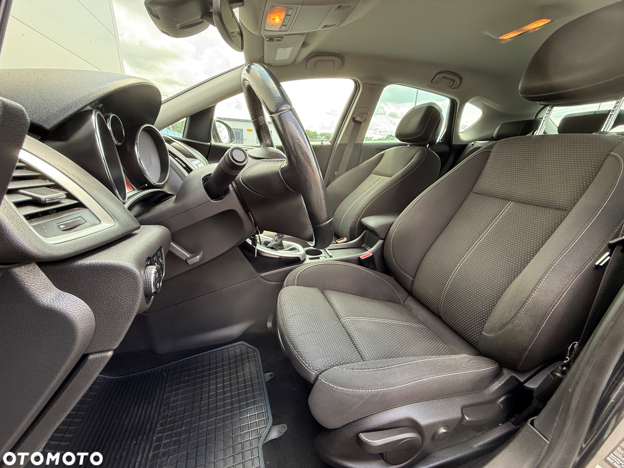 Opel Astra - 11