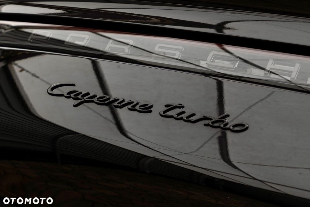 Porsche Cayenne - 6