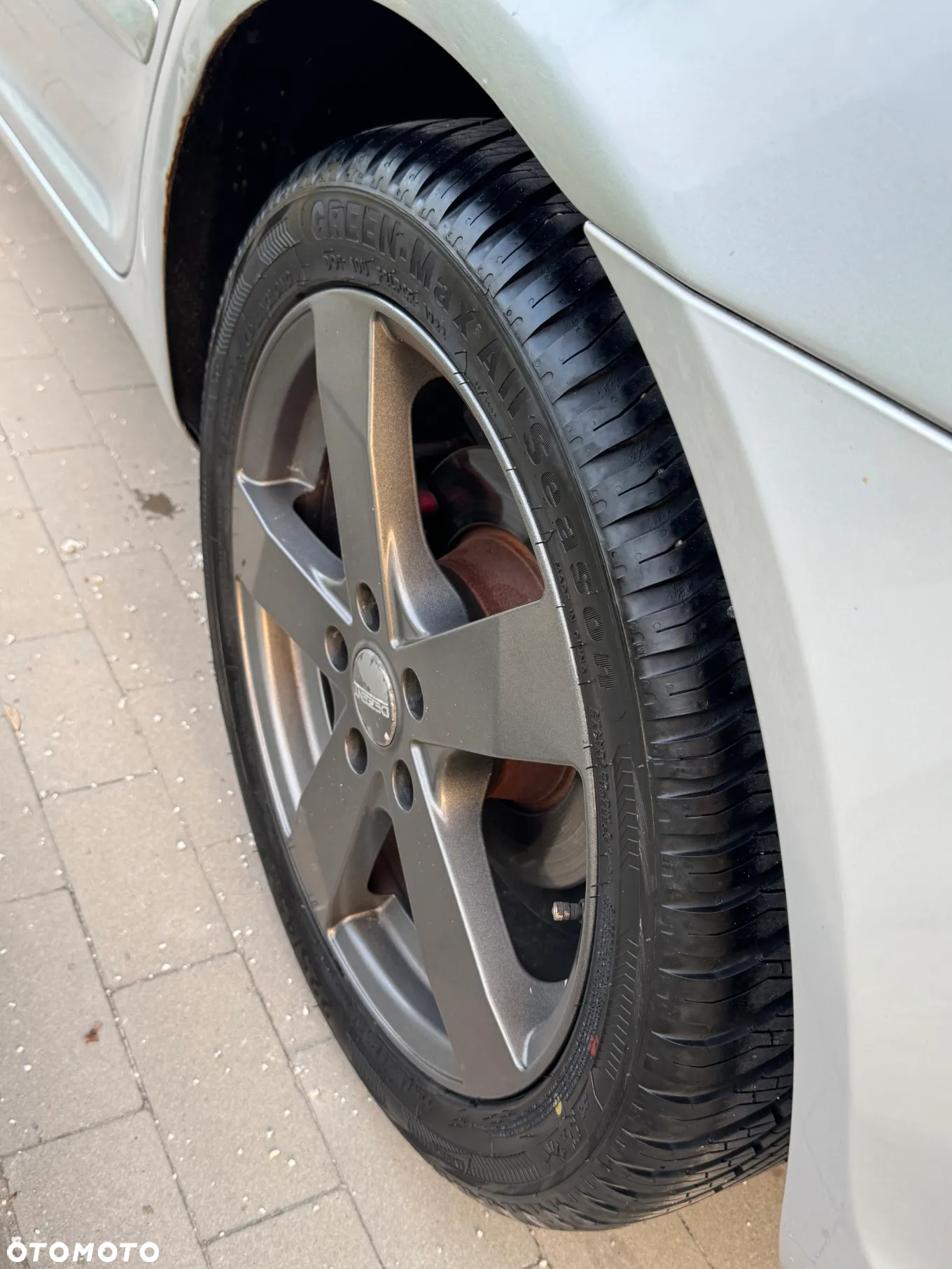 Skoda Octavia Combi 2.0 TDI DPF RS - 29