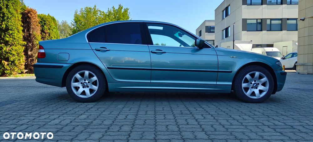 BMW Seria 3 320i - 10