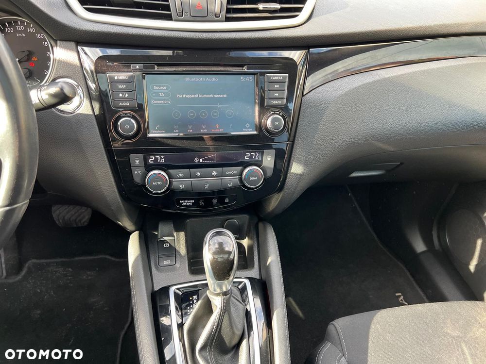 Nissan Qashqai 1.5 dCi DCT TEKNA - 19