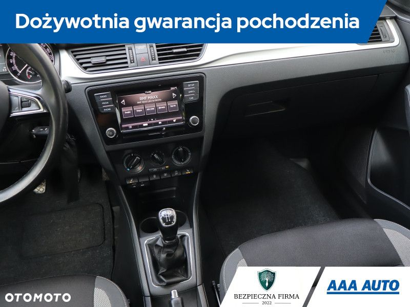 Skoda RAPID - 9