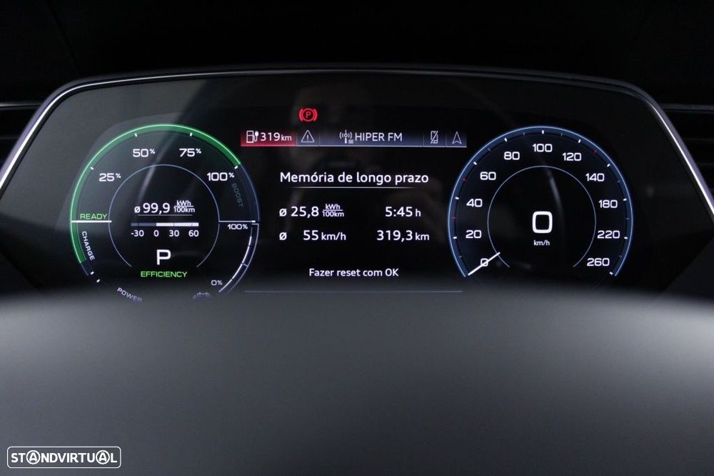 Audi Q8 e-Tron 55 quattro Advanced - 28