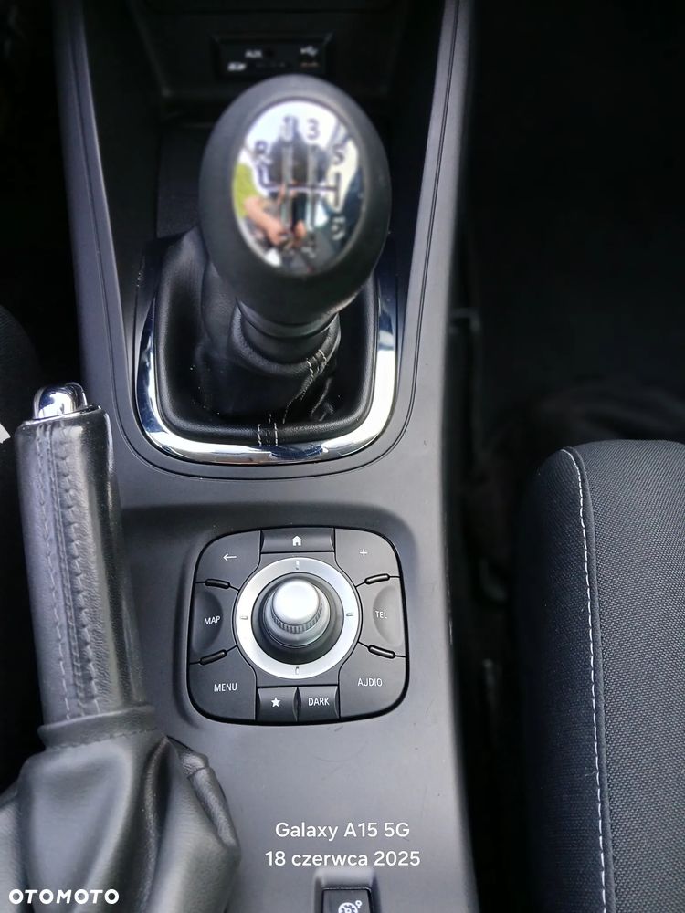 Renault Megane ENERGY TCe 115 Start & Stop Authentique - 8