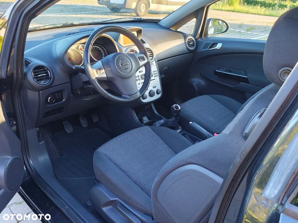 Opel Corsa - 8