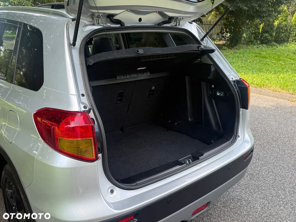 Suzuki Vitara 1.6 Premium 2WD - 36