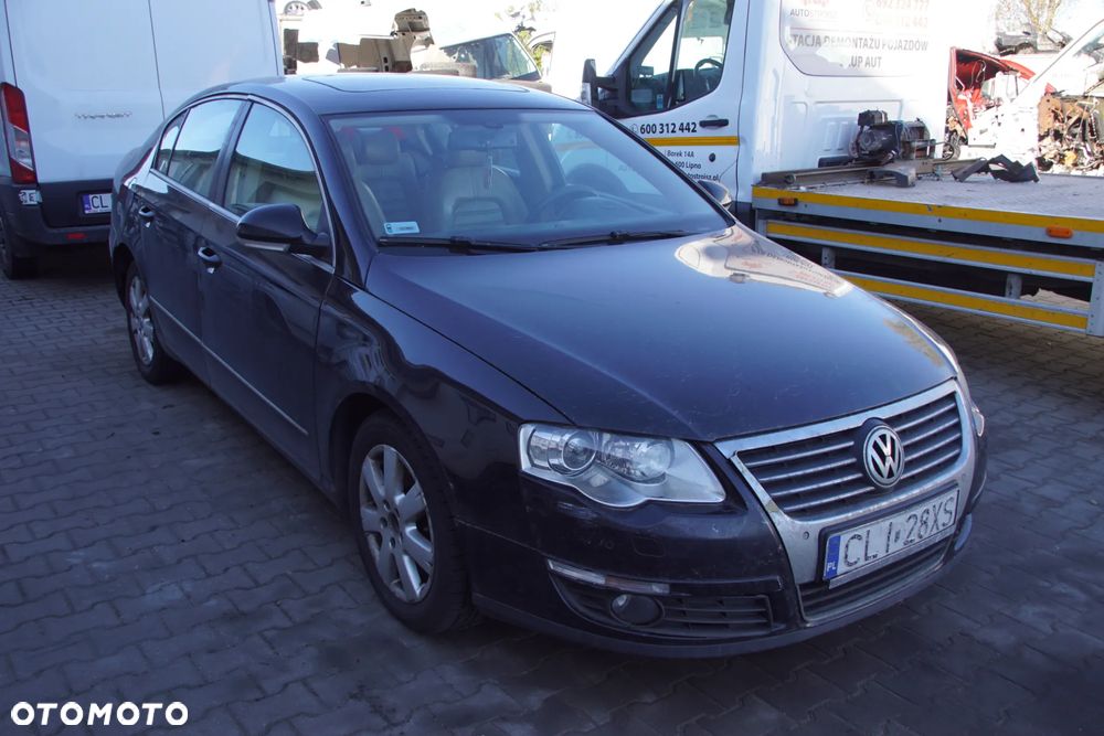 Auto na części - Volkswagen Passat B6 2.0 TDI 170 KM BMR KDA LC9X 2007R Silnik Skrzynia Drzwi Maska Błotnik Klapa Zderzak Lampa Klamka Szyba Lusterko Deska Kokpit Sterownik Moduł Czujnik Licznik Wyświetlacz Panel Kierownica - 7