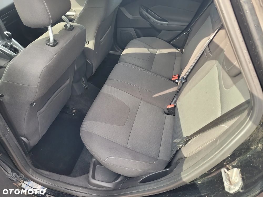 Ford Focus 1.6 TDCi DPF SYNC Edition - 11