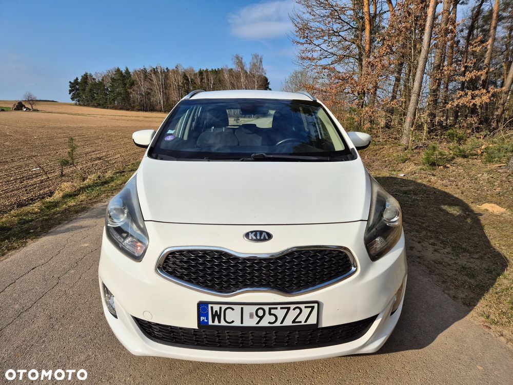 Kia Carens 1.6 GDI L - 1