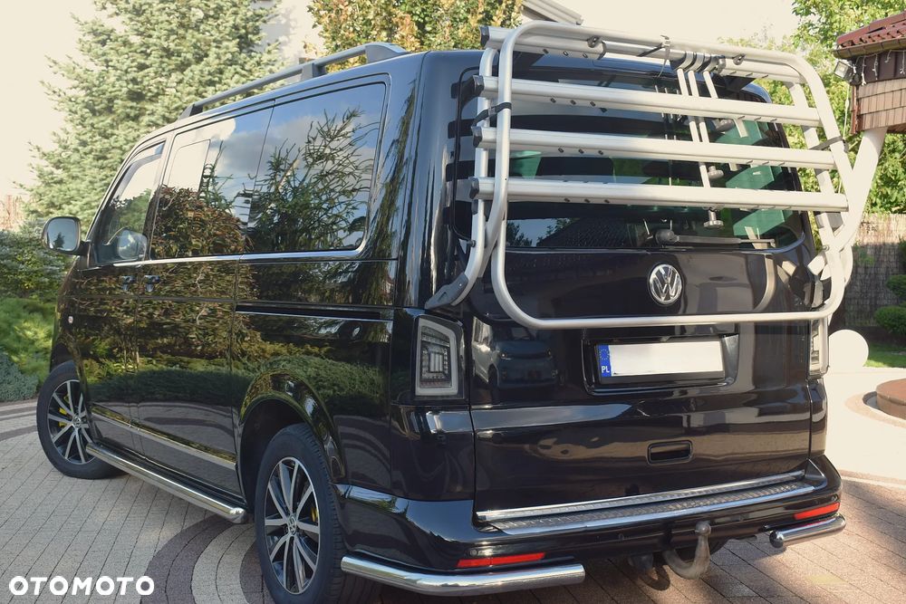 Volkswagen Multivan - 2