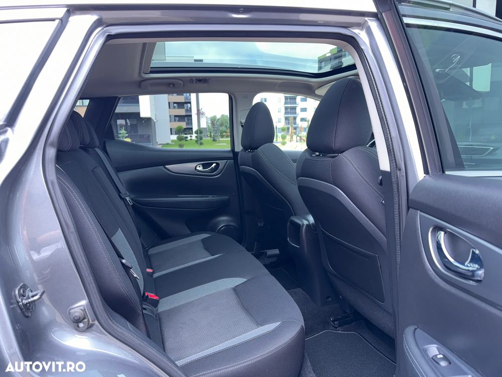 Nissan Qashqai - 12