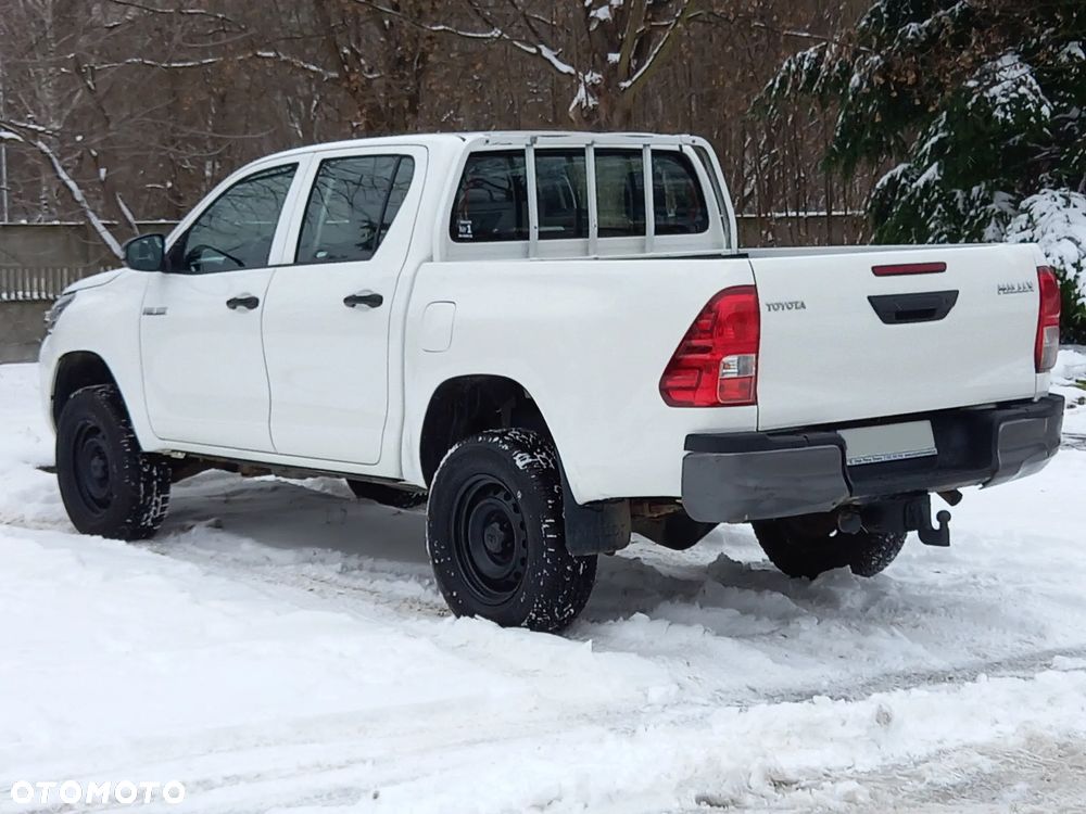 Toyota Hilux 2.4 D-4D Double Cab DLX 4x4 - 4