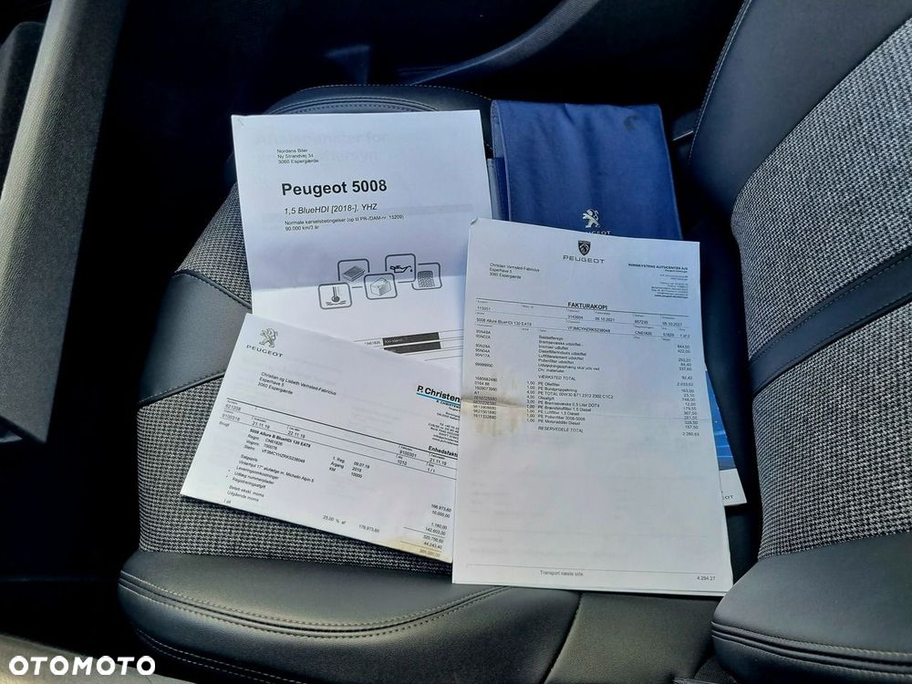 Peugeot 5008 BlueHDi 130 EAT8 Allure Pack - 26