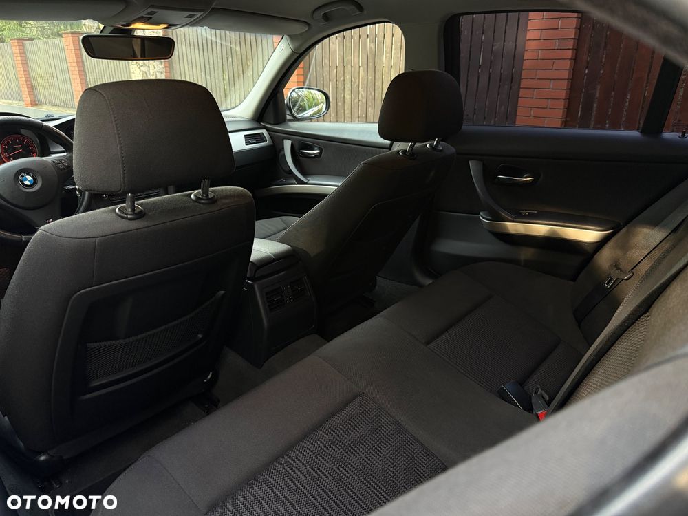 BMW Seria 3 - 10