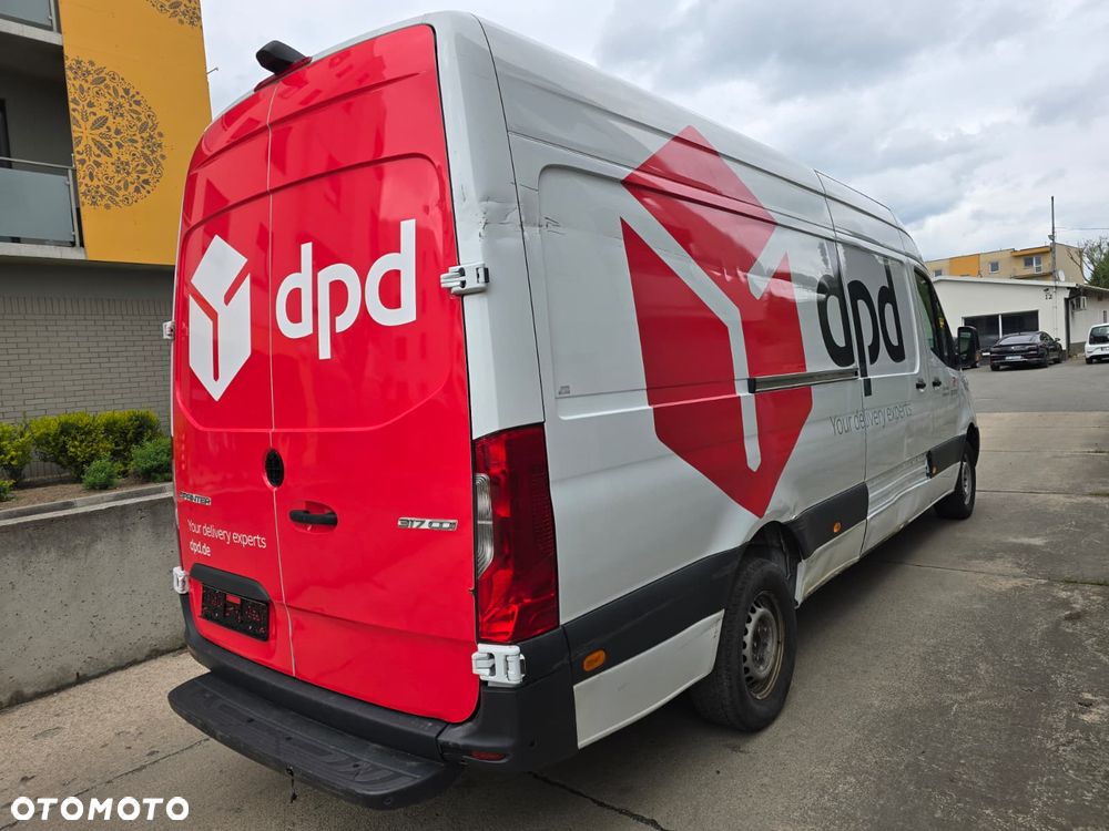 Mercedes-Benz SPRINTER 907 317 - 5