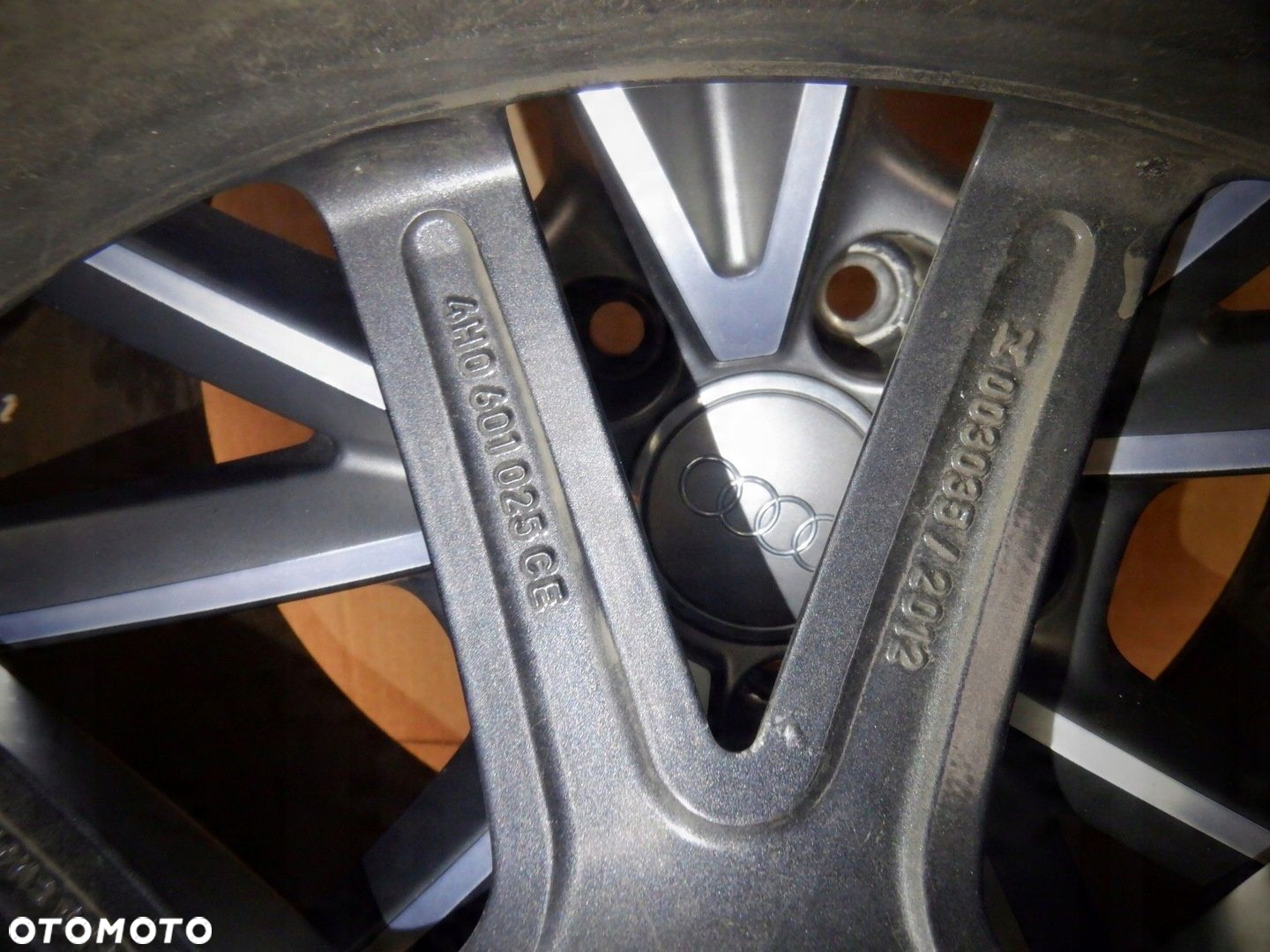 ALUFELGA FELGA AUDI A7 4G8 A8 D4 9J R19 ET32 - 15