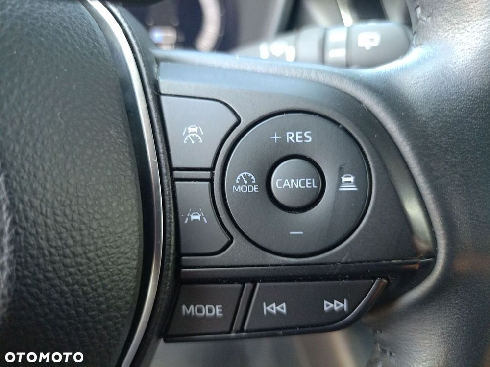 Toyota Corolla 1.8 Hybrid Comfort - 18