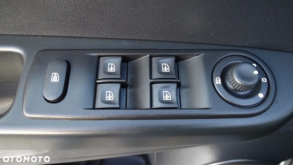 Renault Captur ENERGY dCi 90 Experience - 16