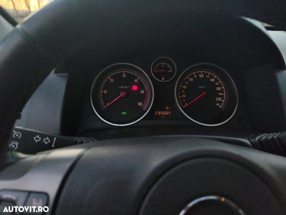 Opel Astra 1.7 CDTI Enjoy - 8