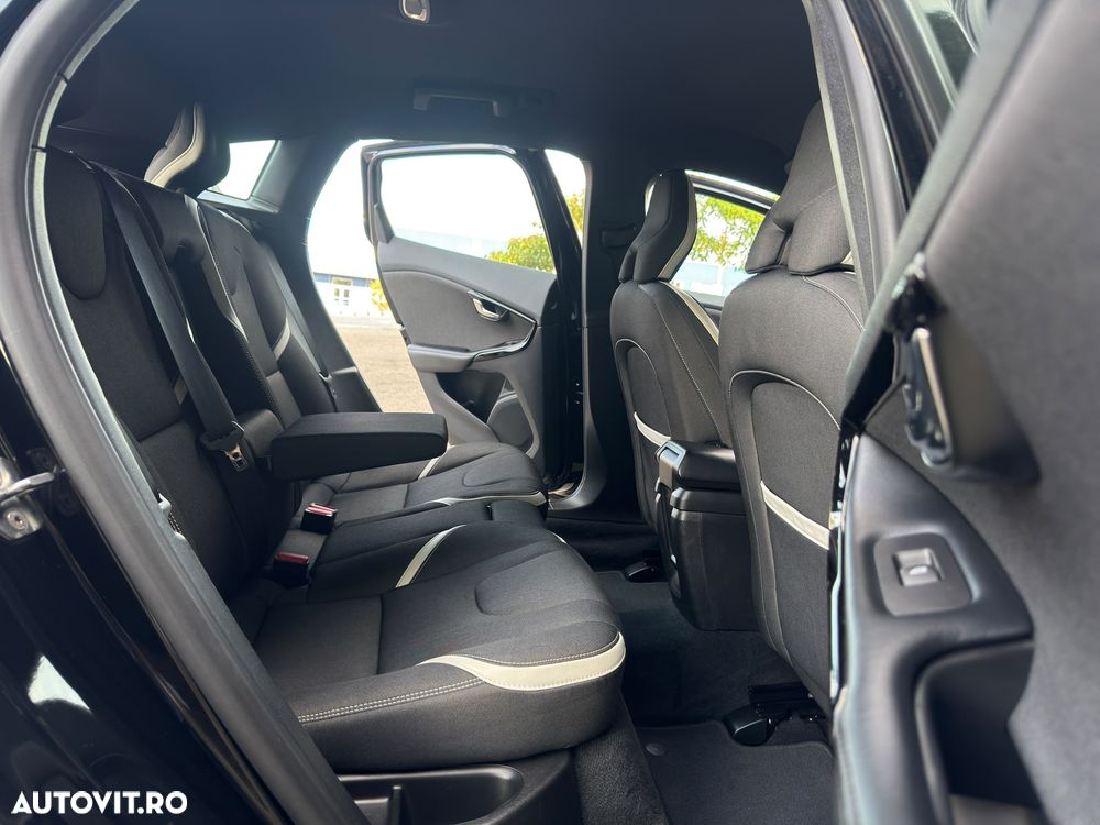 Volvo V40 D2 Geartronic Pro - 18