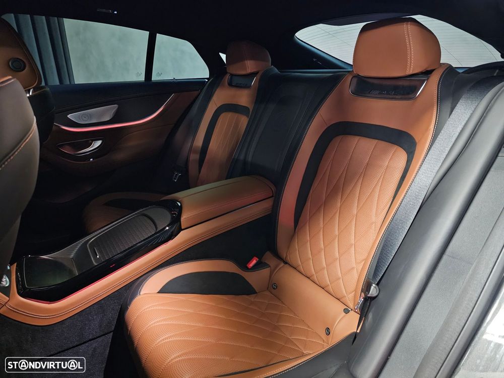 Mercedes-Benz AMG GT 63 4Matic+ - 23