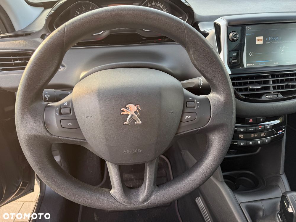 Peugeot 208 PureTech 82 Allure - 13