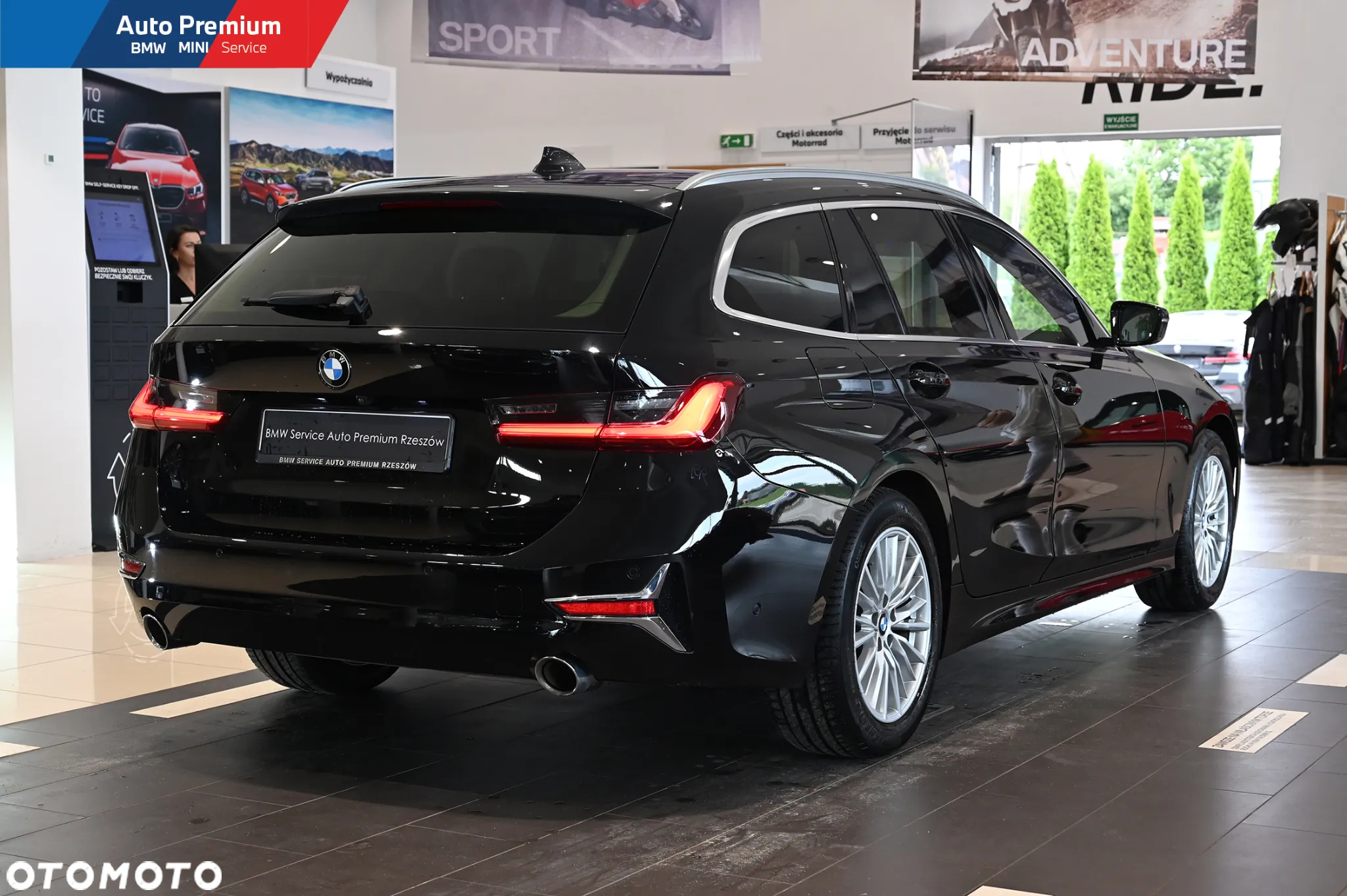 BMW Seria 3 330i xDrive - 13