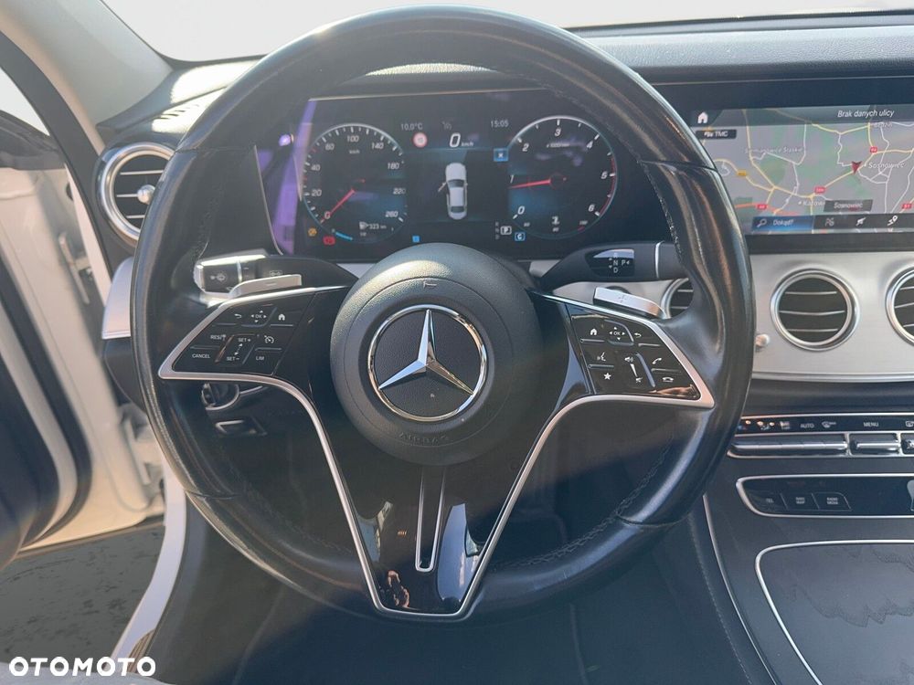 Mercedes-Benz Klasa E 220 d 4-Matic AMG/Avantgarde - 11