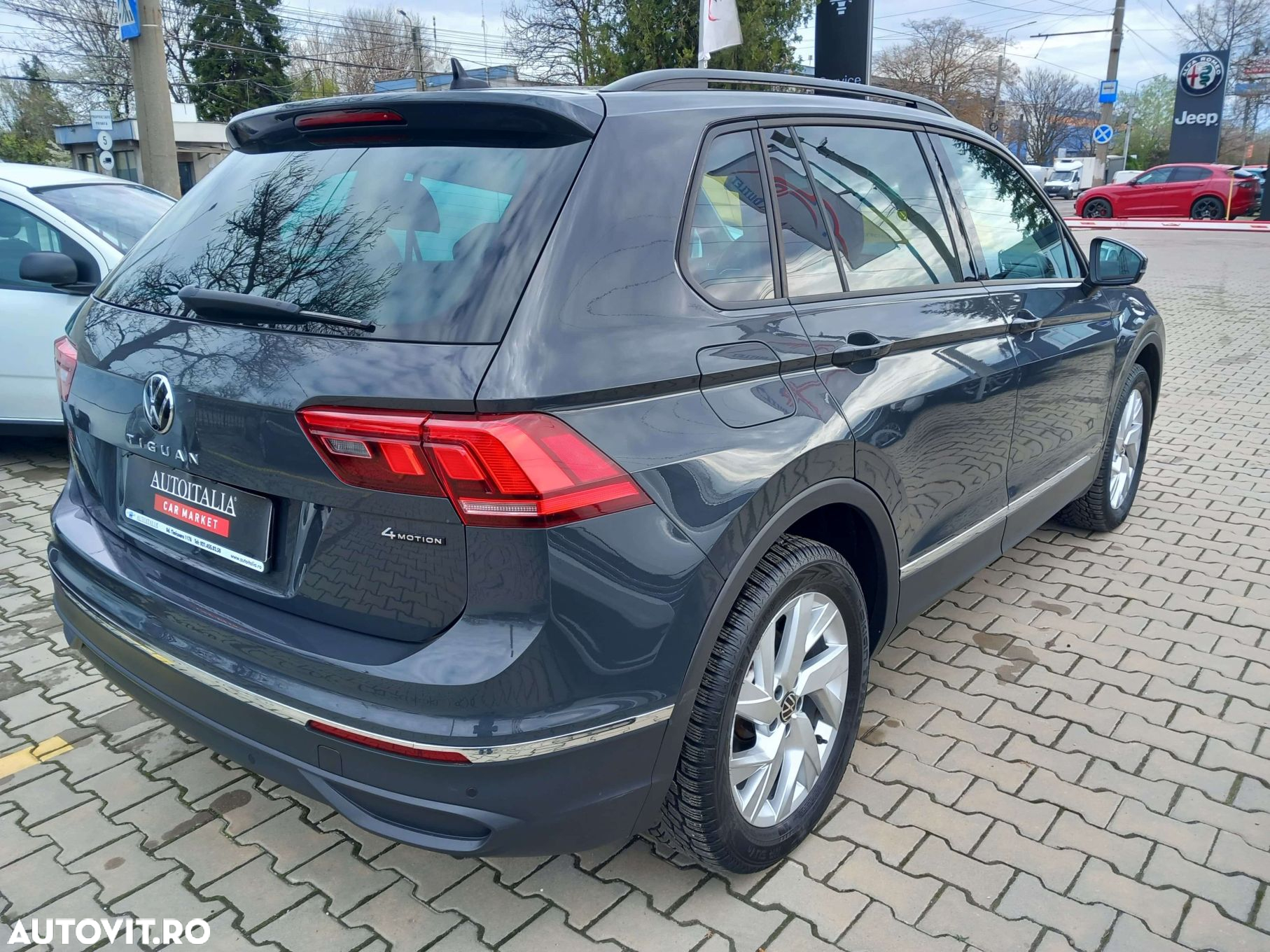 Volkswagen Tiguan 2.0 TDI 4Mot DSG Comfortline - 5