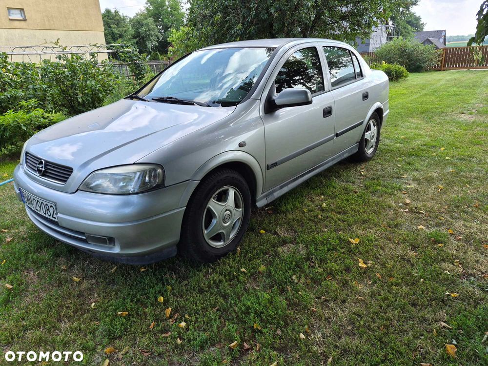 Opel Astra - 1