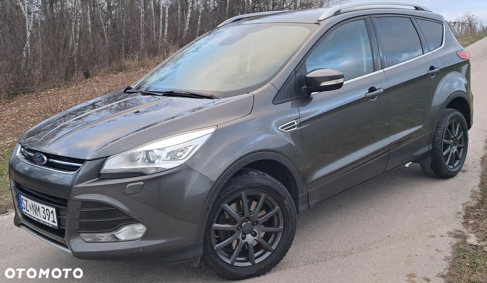 Ford Kuga 2.0 TDCi AWD Titanium - 4