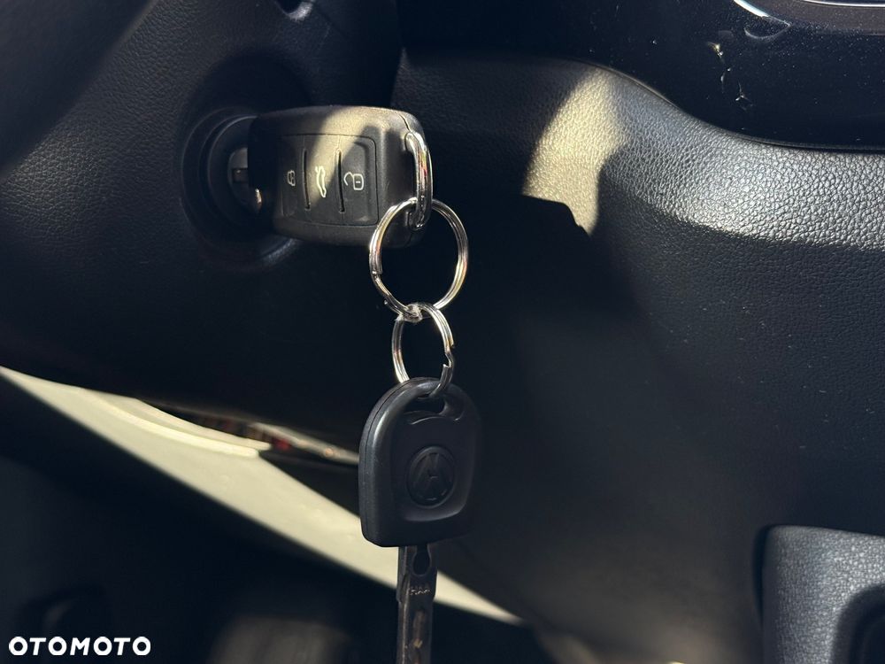 Volkswagen up! ASG colour fortana red - 28