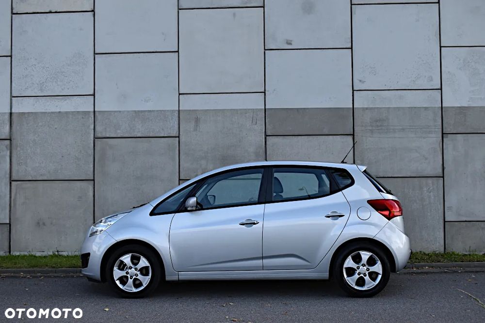 Kia Venga 1.4 CVVT Titanium Collection - 9