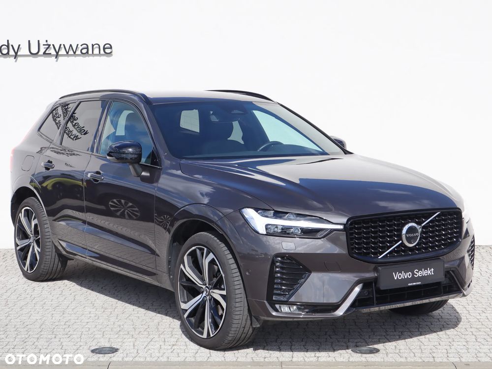 Volvo XC 60 B5 B AWD Plus Dark - 9
