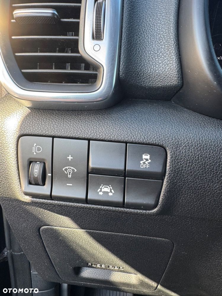 Kia Sportage 1.7 CRDI 2WD Spirit - 22