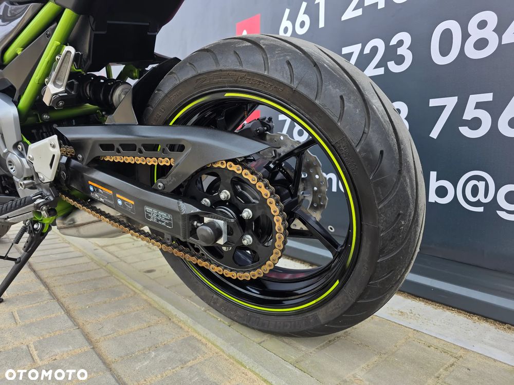Kawasaki Z 900 - 19