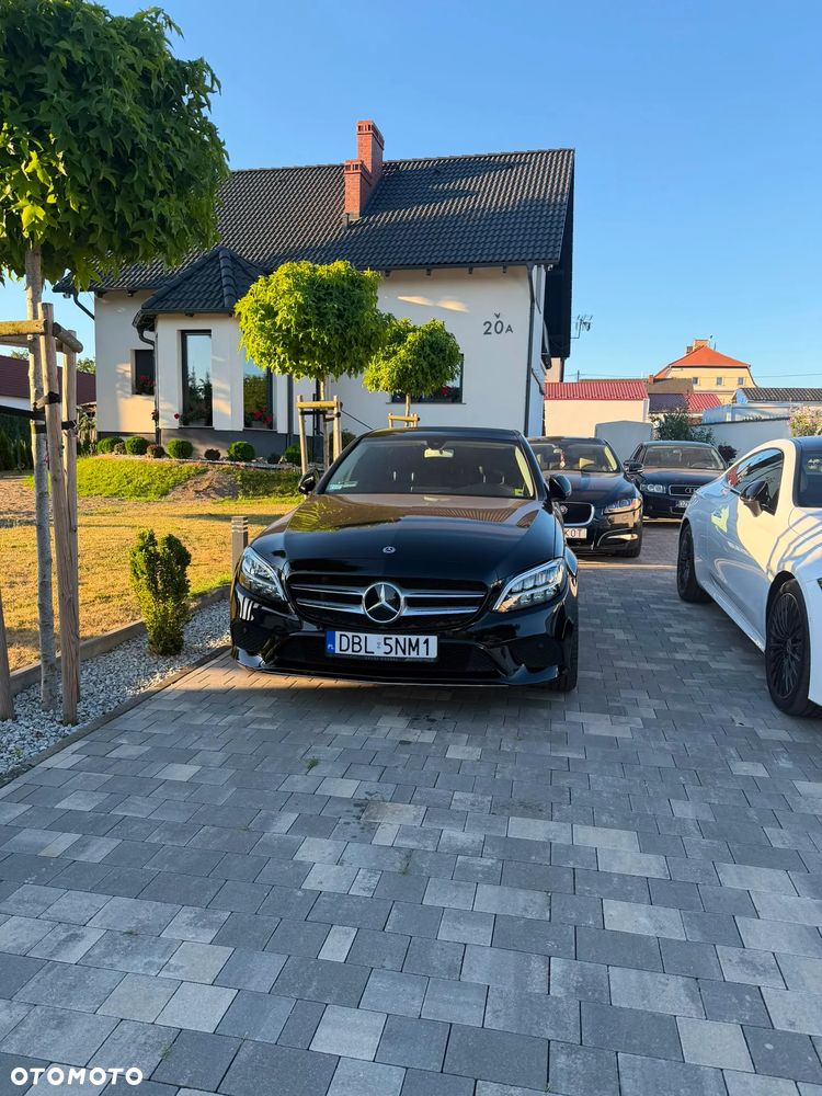 Mercedes-Benz Klasa C 180 9G-TRONIC - 9