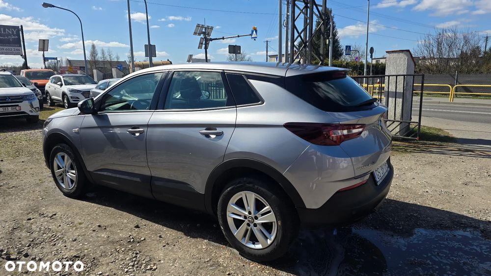 Opel Grandland X 1.2 T Enjoy S&S - 14